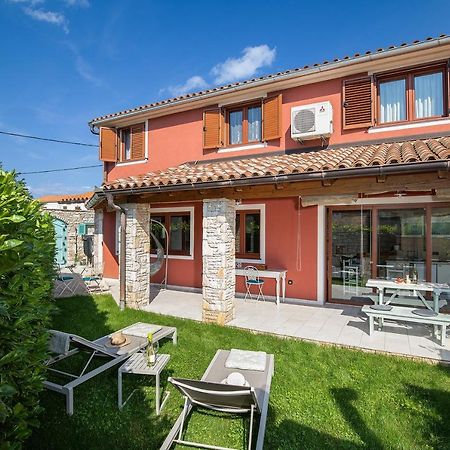 Villa Poiai Stonehouse With Jacuzzi Peroj Exterior foto